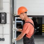 garage door repair assitant